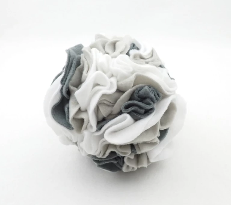 Snufie_Wit_Antraciet_Lichtgrijs_Close-up