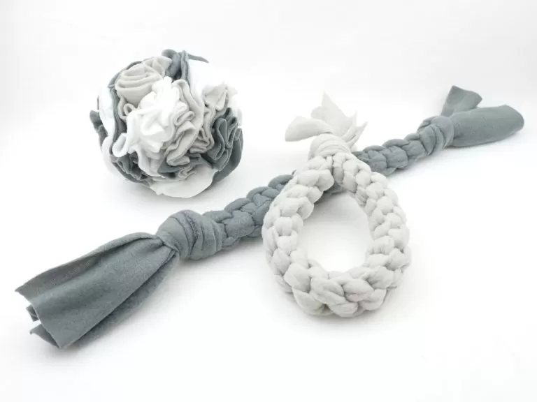 Snufie_Wit_Antraciet_Lichtgrijs_Wafwoefie_Lichtgrijs_Kefie_Antraciet