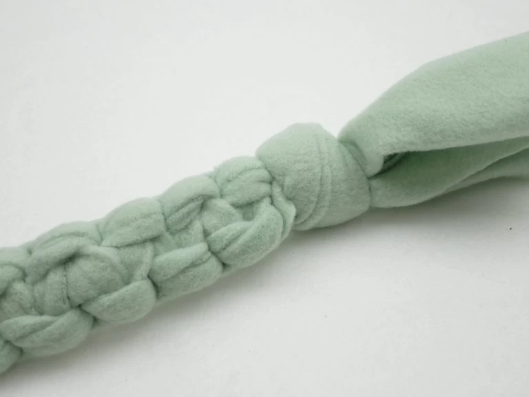 Kefie_Celeste_Close-up_Knoop