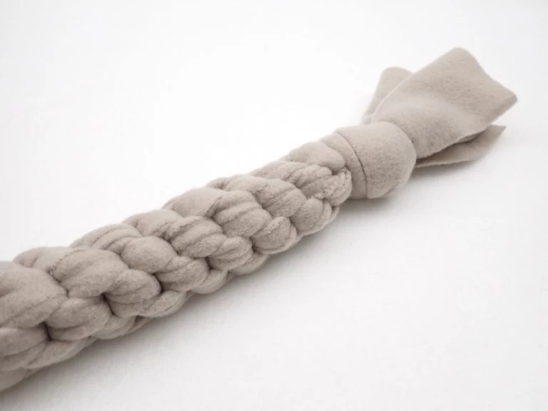 Wafie_Beige_Knoop_Close-up